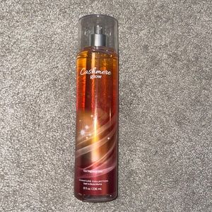 Used slightly- Cashmere glow body mist